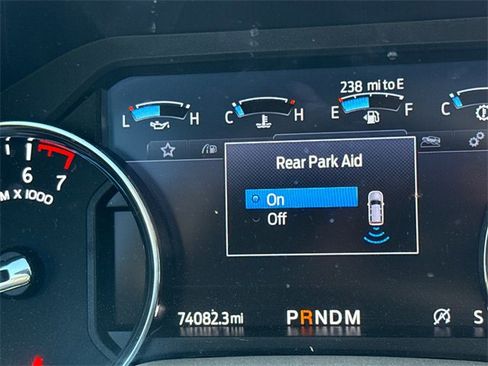 Used 2021 Ford Expedition Max XLT image 24