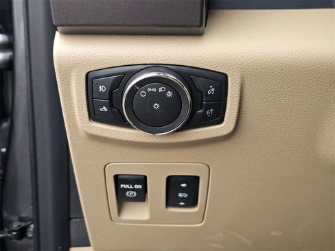 Used 2016 Ford F150 XLT w/ Equipment Group 301A Mid image 22