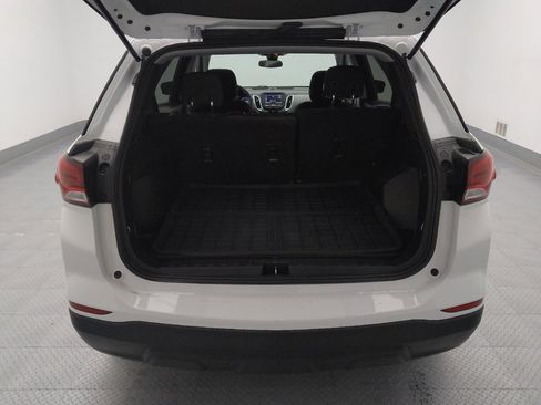 Used 2022 Chevrolet Equinox LS image 29