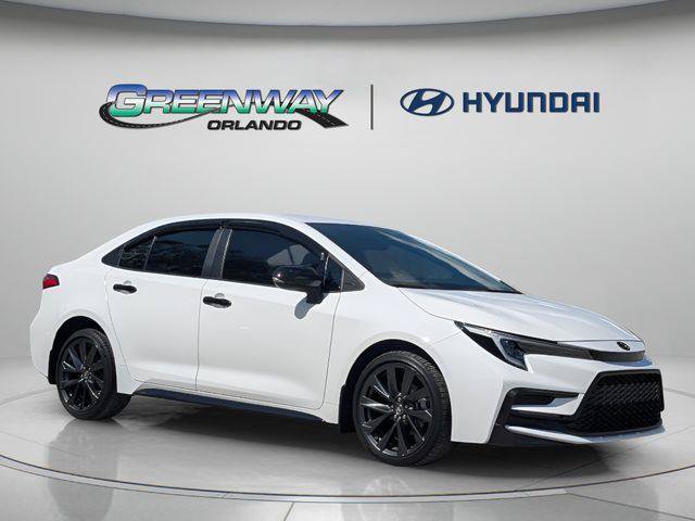 Used 2024 Toyota Corolla SE FWD image 2