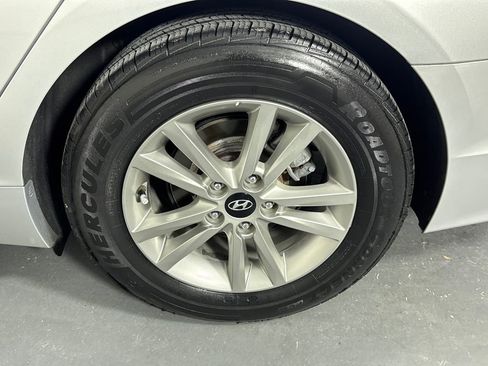 Used 2016 Hyundai Sonata SE image 31