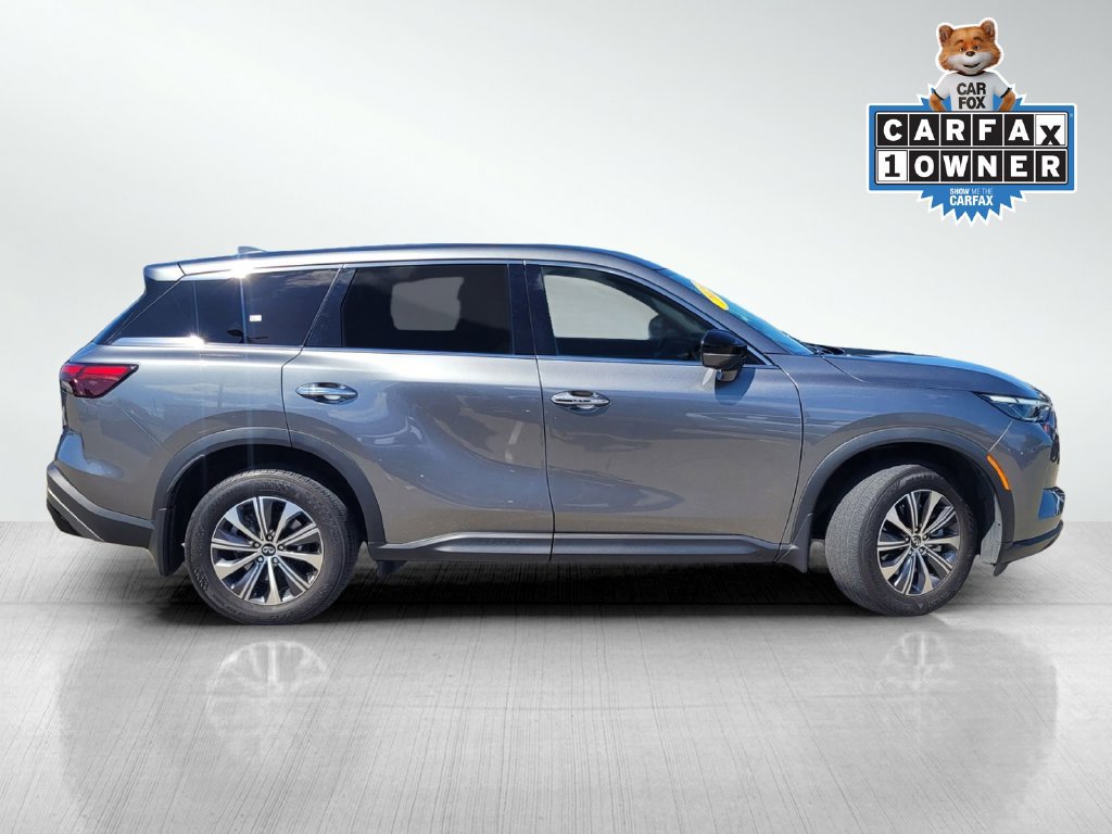 Used 2023 INFINITI QX60 Pure AWD/4WD image 3