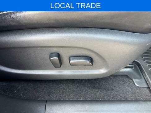 Used 2017 Nissan Pathfinder Platinum AWD/4WD image 19