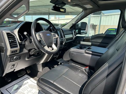 Used 2021 Ford F350 Lariat w/ FX4 Off-Road Package image 12