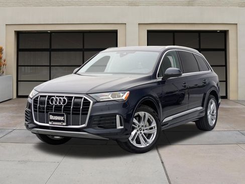 Used 2023 Audi Q7 2.0T Premium w/ Convenience Package AWD/4WD image 3