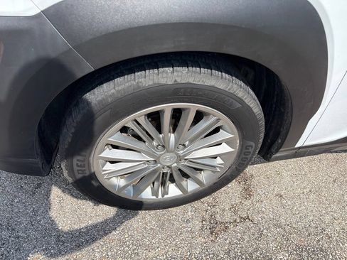 Used 2020 Hyundai Kona SEL FWD image 10