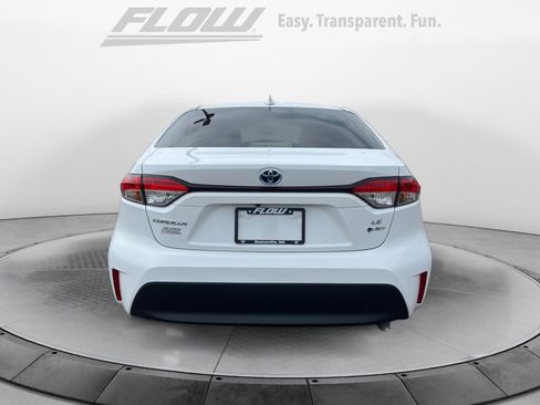 Used 2025 Toyota Corolla LE image 8