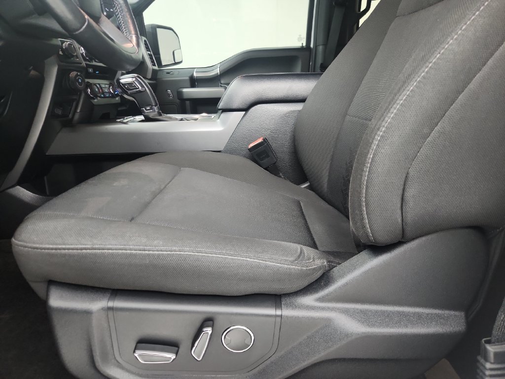 Used 2018 Ford F150 XLT w/ Equipment Group 302A Luxury AWD/4WD image 22