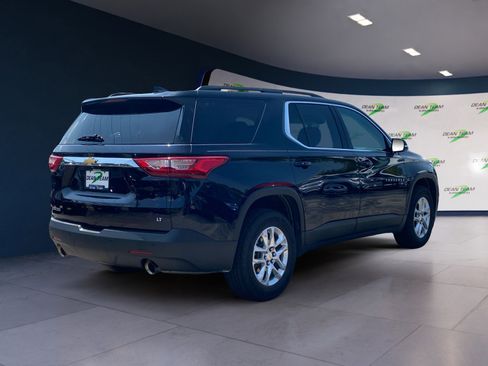 Used 2020 Chevrolet Traverse LT image 8
