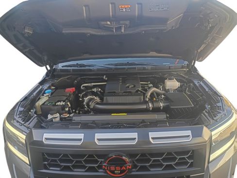Used 2026 Nissan Frontier PRO-4X w/ Pro-4x Convenience Package AWD/4WD image 18