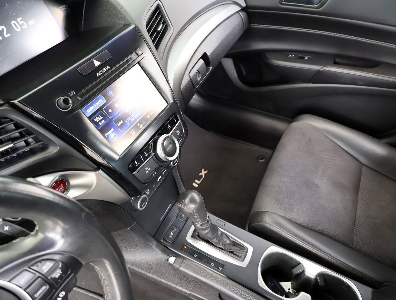Used 2016 Acura ILX FWD image 34