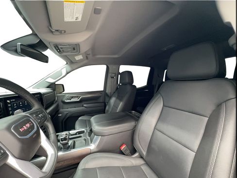 Used 2024 GMC Sierra 1500 SLT image 20