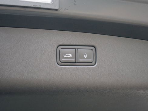 Used 2025 Genesis Electrified GV70 Advanced w/ Prestige Package image 14