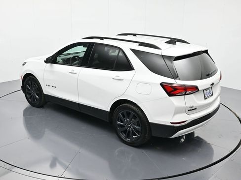 Used 2023 Chevrolet Equinox RS w/ RS Leather Package image 35