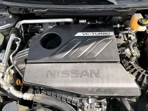 Used 2023 Nissan Rogue Platinum w/ Platinum Premium Package FWD image 33
