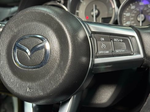 Used 2016 MAZDA MX-5 Miata Club image 32