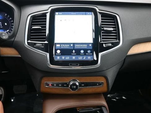 Used 2023 Volvo XC90 B6 Plus w/ Protection Package Premier AWD/4WD image 13