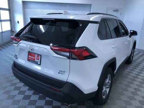Used 2025 Toyota RAV4 XLE AWD/4WD image 35