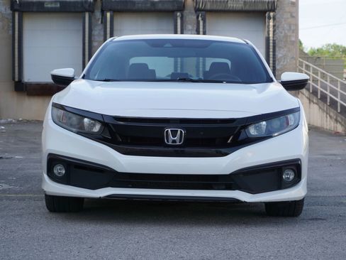 Used 2019 Honda Civic Sport image 2