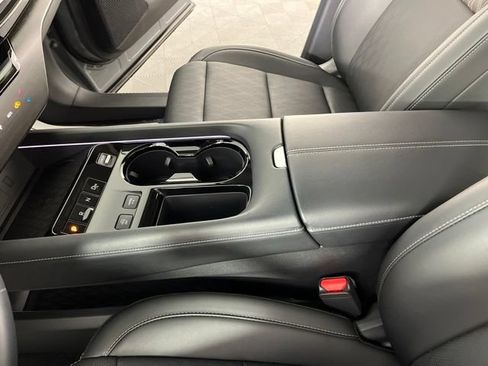Used 2025 Nissan Murano Platinum w/ Cargo Package AWD/4WD image 29