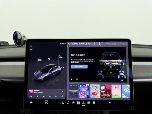 Used 2023 Tesla Model 3 Standard Range RWD image 6