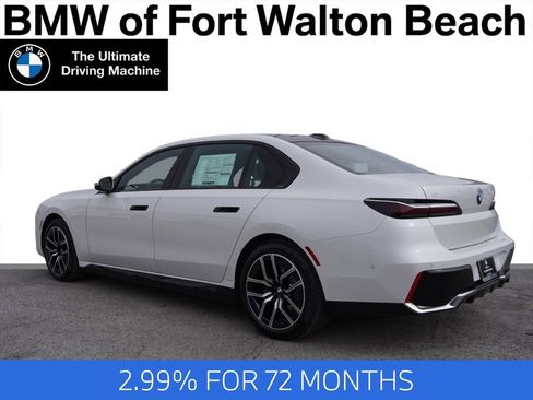 Used 2024 BMW i7 xDrive60 AWD/4WD image 28