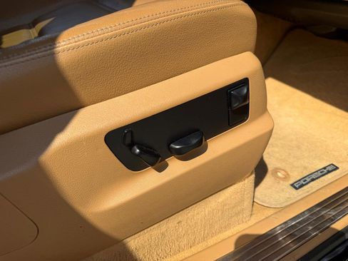 Used 2005 Porsche Cayenne S AWD/4WD image 26