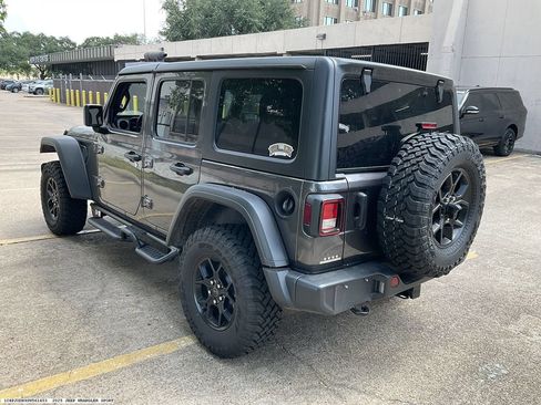 Used 2025 Jeep Wrangler Unlimited Sport AWD/4WD image 4