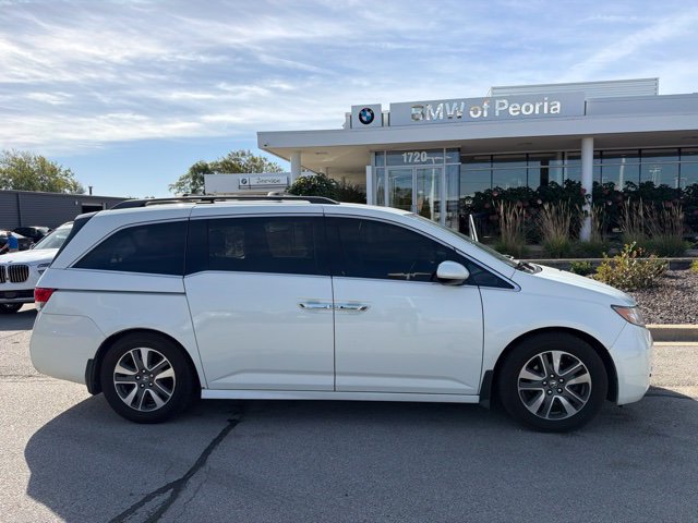 Used 2015 Honda Odyssey Touring Elite image 3