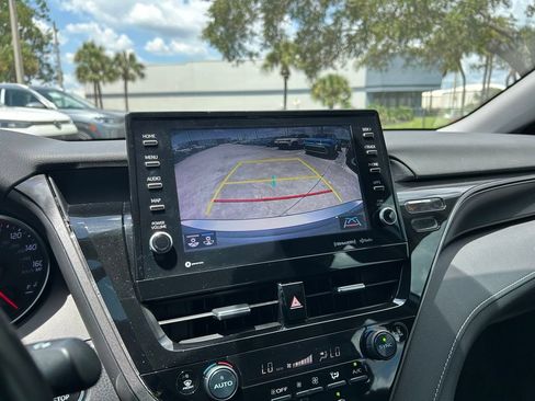 Used 2021 Toyota Camry XSE FWD image 28