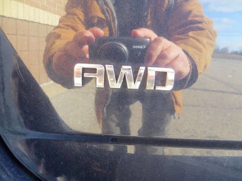 Used 2016 Chevrolet Equinox LT w/ Convenience Package image 16