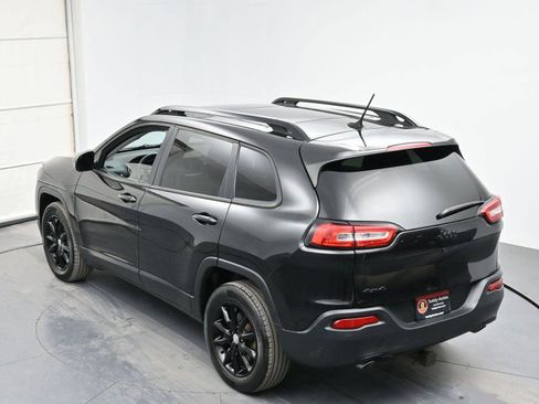 Used 2014 Jeep Cherokee Altitude w/ Comfort/Convenience Group image 25