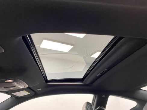 Used 2017 INFINITI Q60 Red Sport 400 image 21