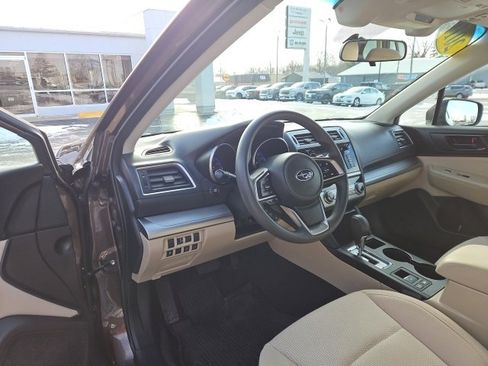 Used 2019 Subaru Outback 2.5i image 26