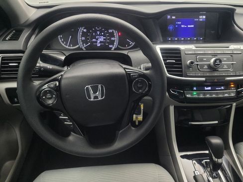 Used 2016 Honda Accord LX image 22