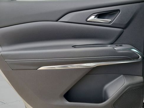 New 2026 Chevrolet Traverse LT image 16