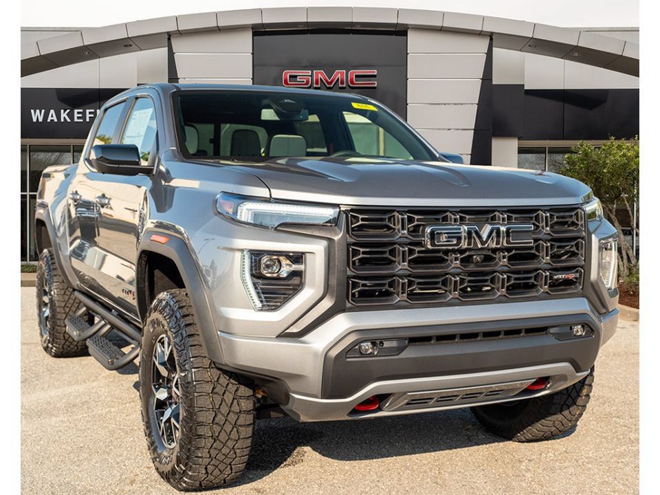 New 2026 GMC Canyon AT4X w/ LPO, Black Badging Package AWD/4WD image 1