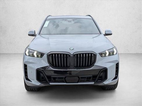 Used 2026 BMW X5 sDrive40i w/ M Sport Package RWD image 5