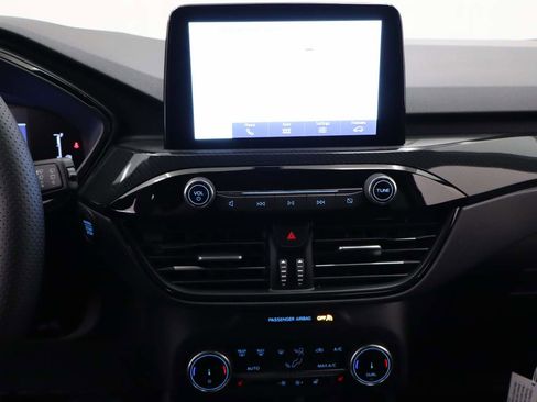 New 2025 Ford Escape ST-Line w/ Equipment Group 301A image 9