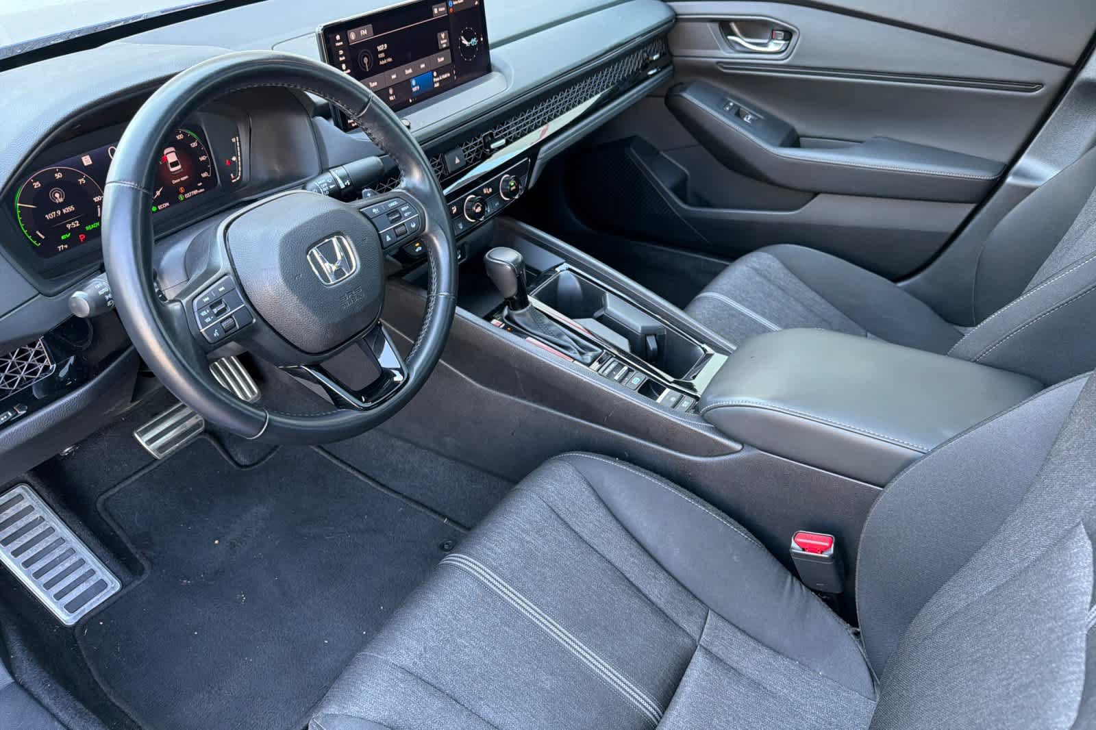 Used 2023 Honda Accord Sport image 11