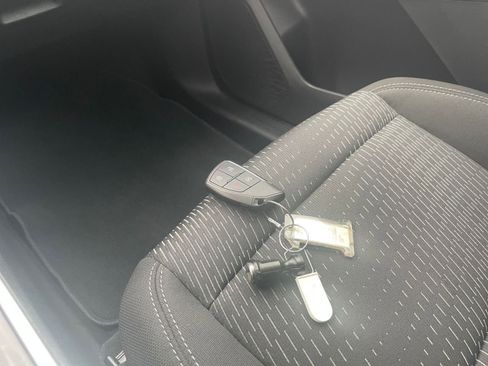 Used 2025 Chevrolet Equinox LT image 21