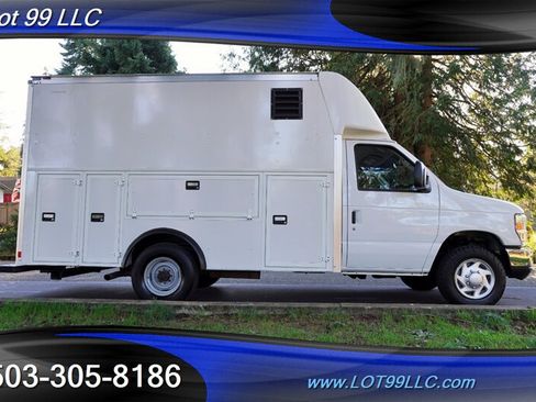 Used 2016 Ford E-350 and Econoline 350 Super Duty RWD image 8