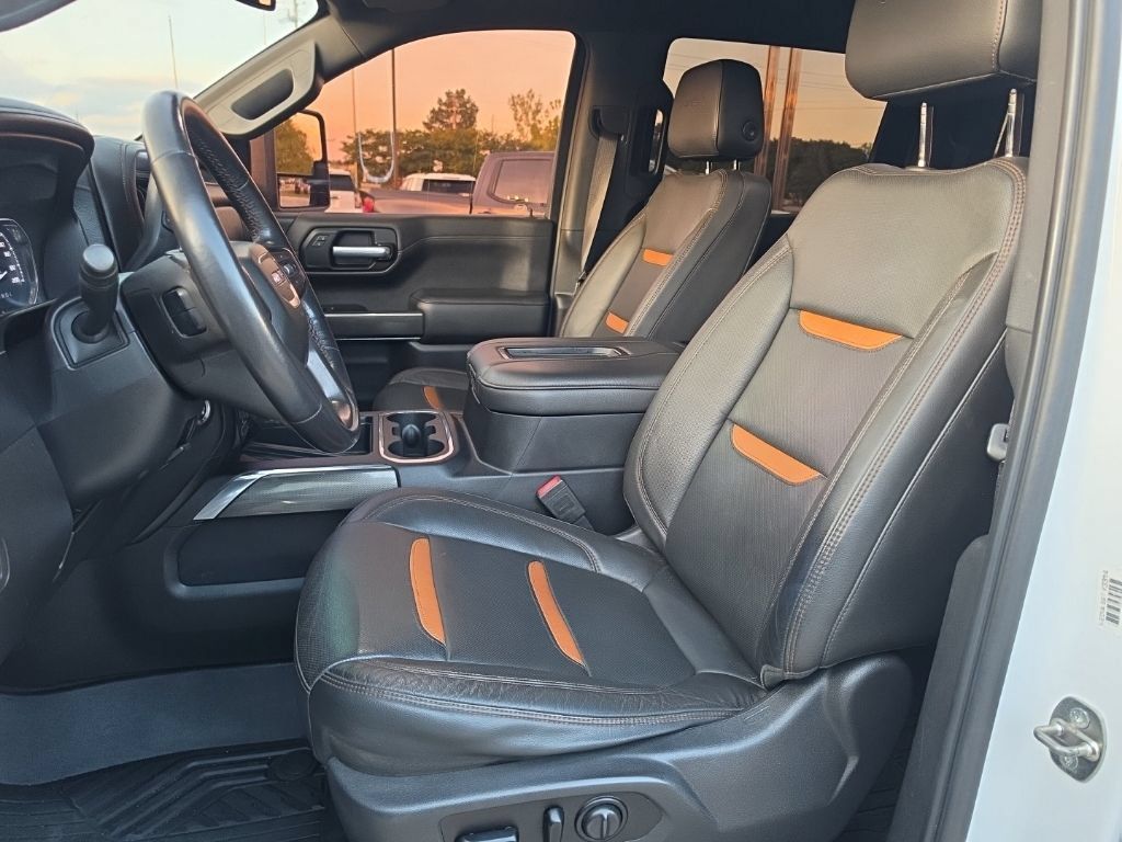 Used 2020 GMC Sierra 1500 AT4 w/ AT4 Premium Package AWD/4WD image 6
