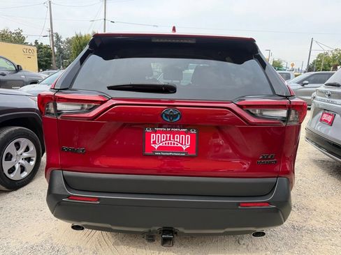 Certified 2021 Toyota RAV4 XLE AWD/4WD image 6