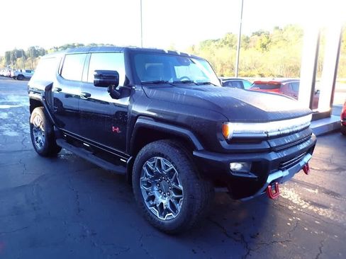 Used 2025 GMC Hummer EV 3X w/ LPO, Sport Package image 7