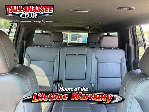Used 2024 Chevrolet Suburban LT AWD/4WD image 32