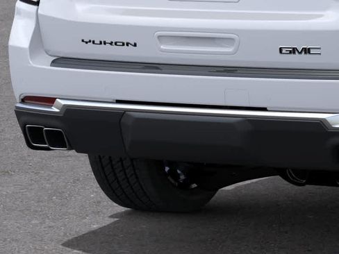 New 2026 GMC Yukon Denali w/ Denali Reserve Package AWD/4WD image 14
