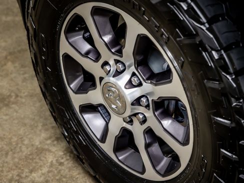 Used 2024 RAM 3500 Limited w/ Safety Group image 20