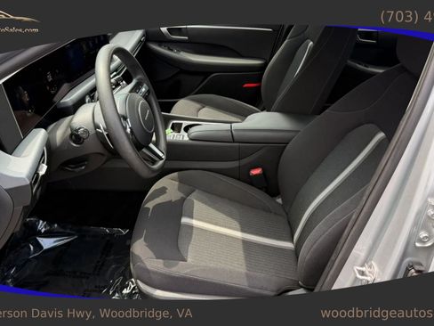 Used 2025 Hyundai Sonata SEL FWD image 16