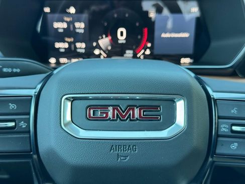 New 2025 GMC Canyon AT4 w/ Nightfall Edition image 24